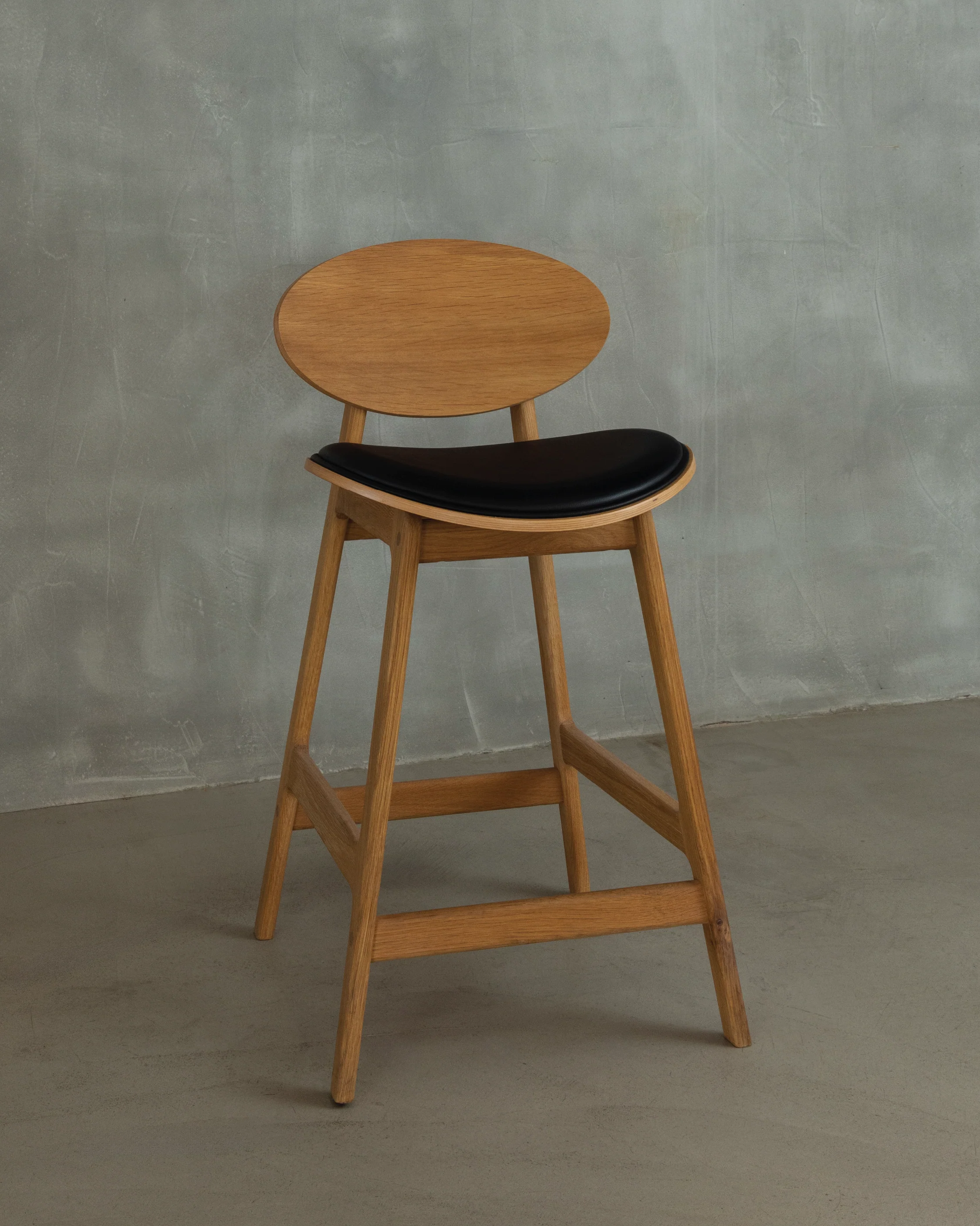 Arna 04 Counter Stool - Image 3